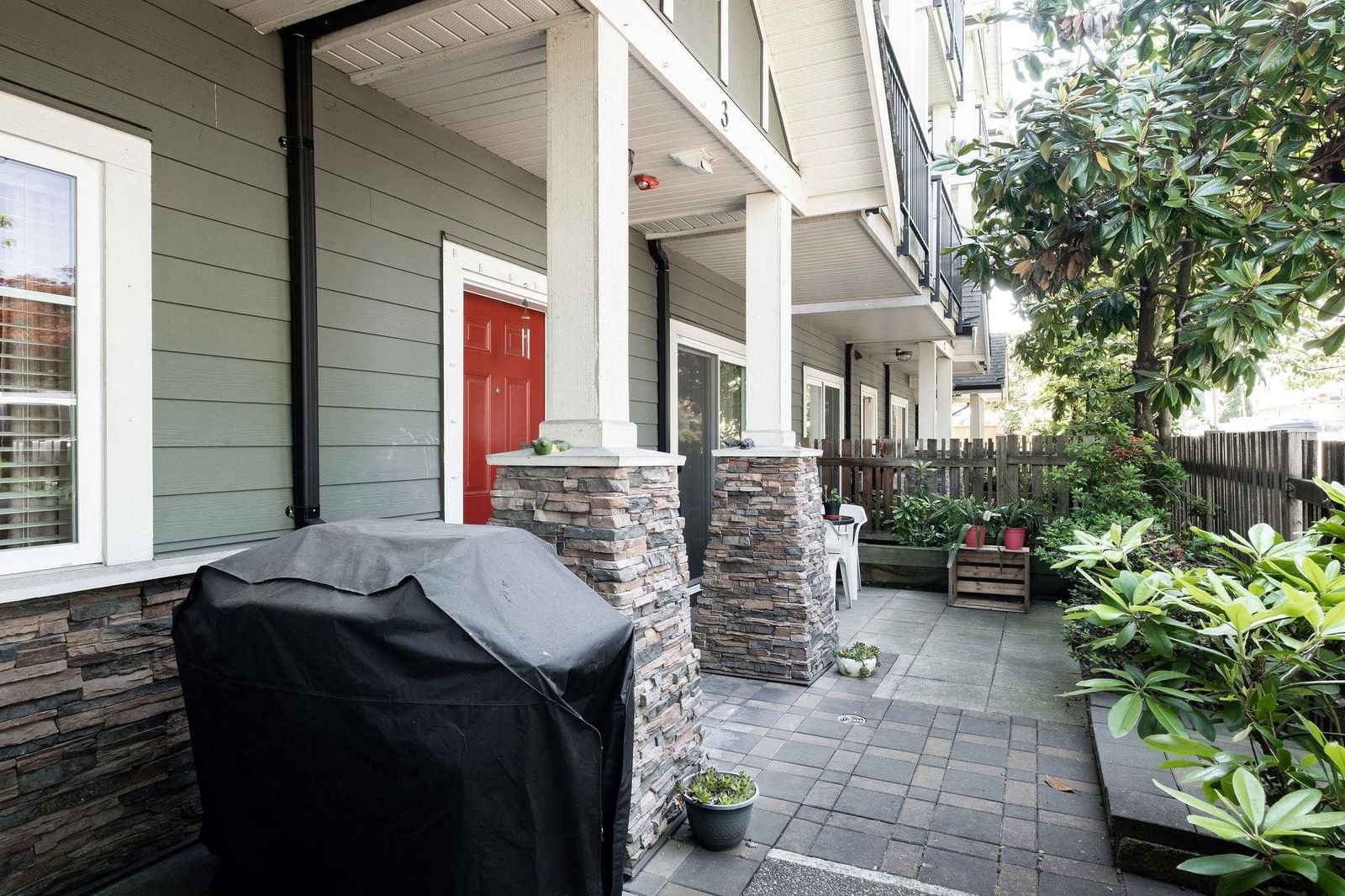 Listing Image 17