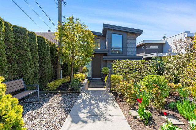 1188 Esquimalt Avenue