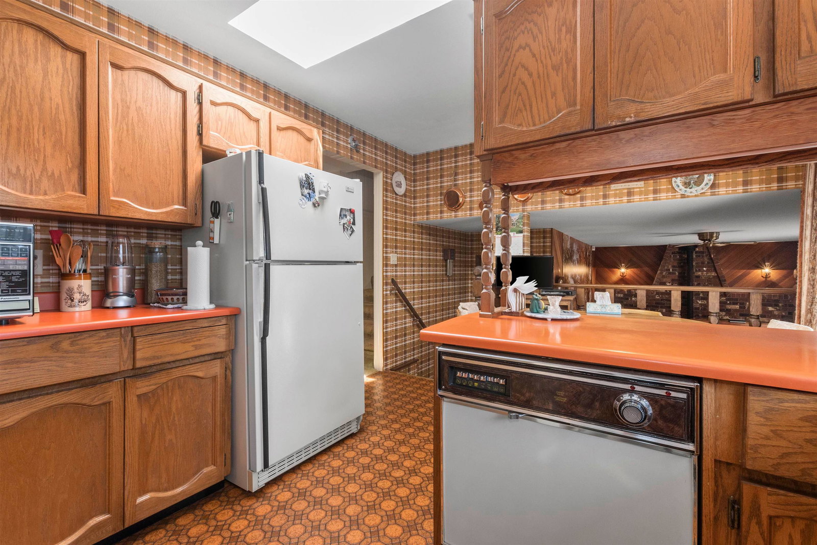 Listing Image 19