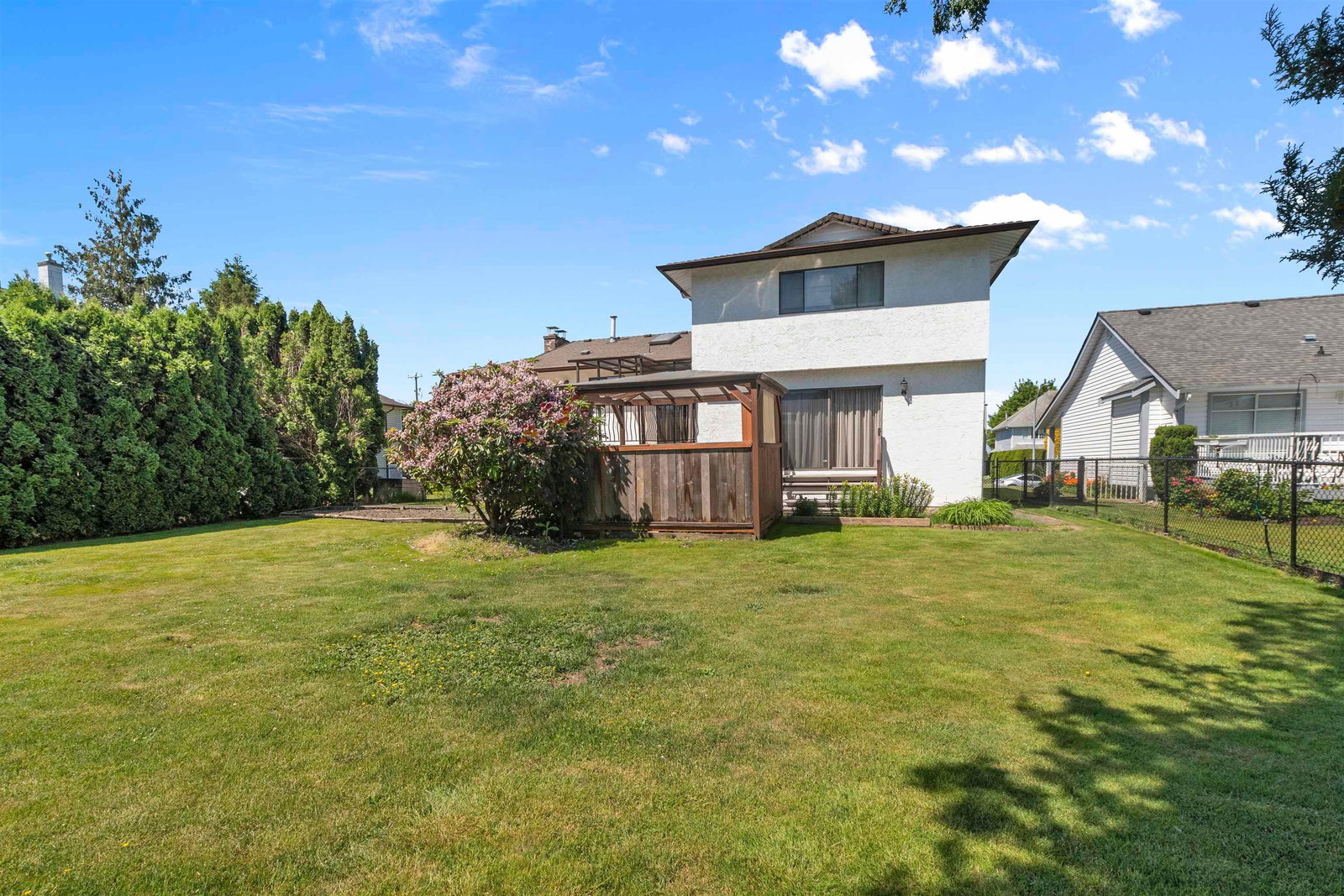 Listing Image 6