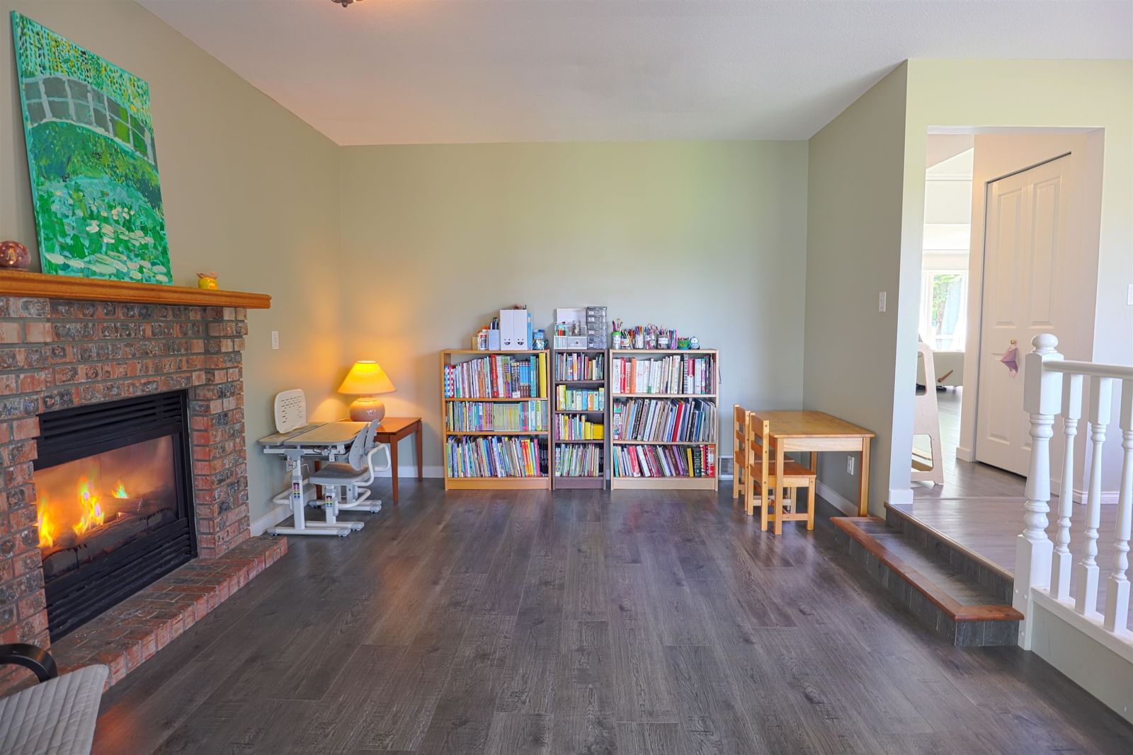 Listing Image 10
