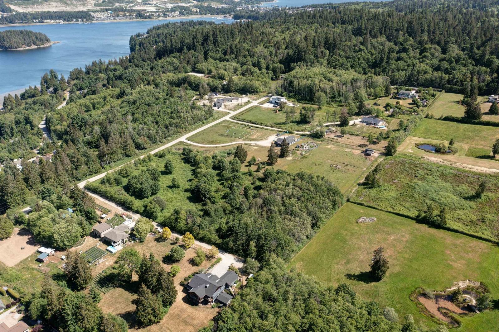 Listing Image 14