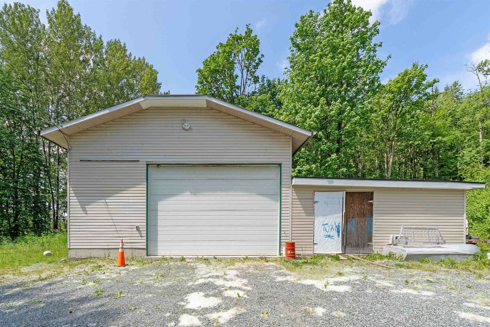 Listing Image 21