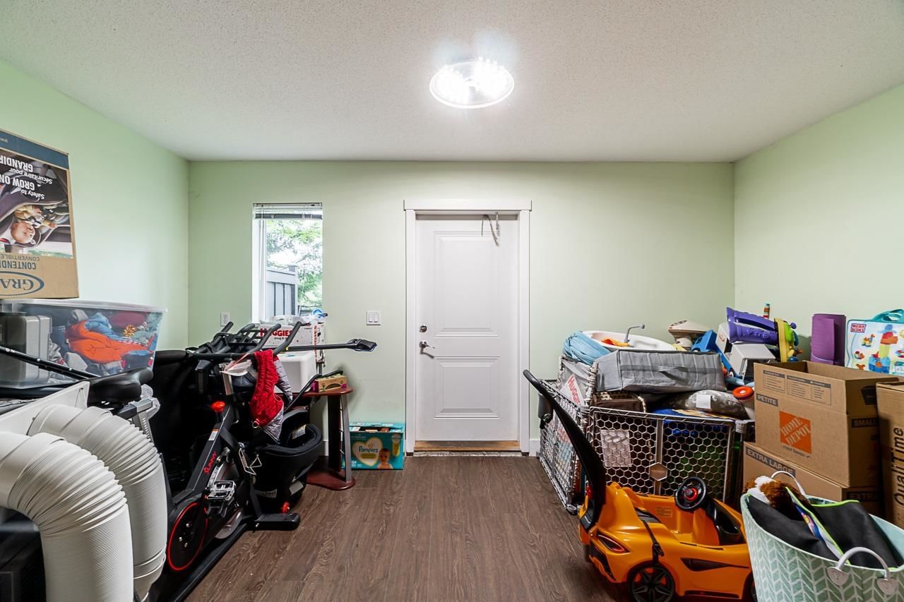 Listing Image 22