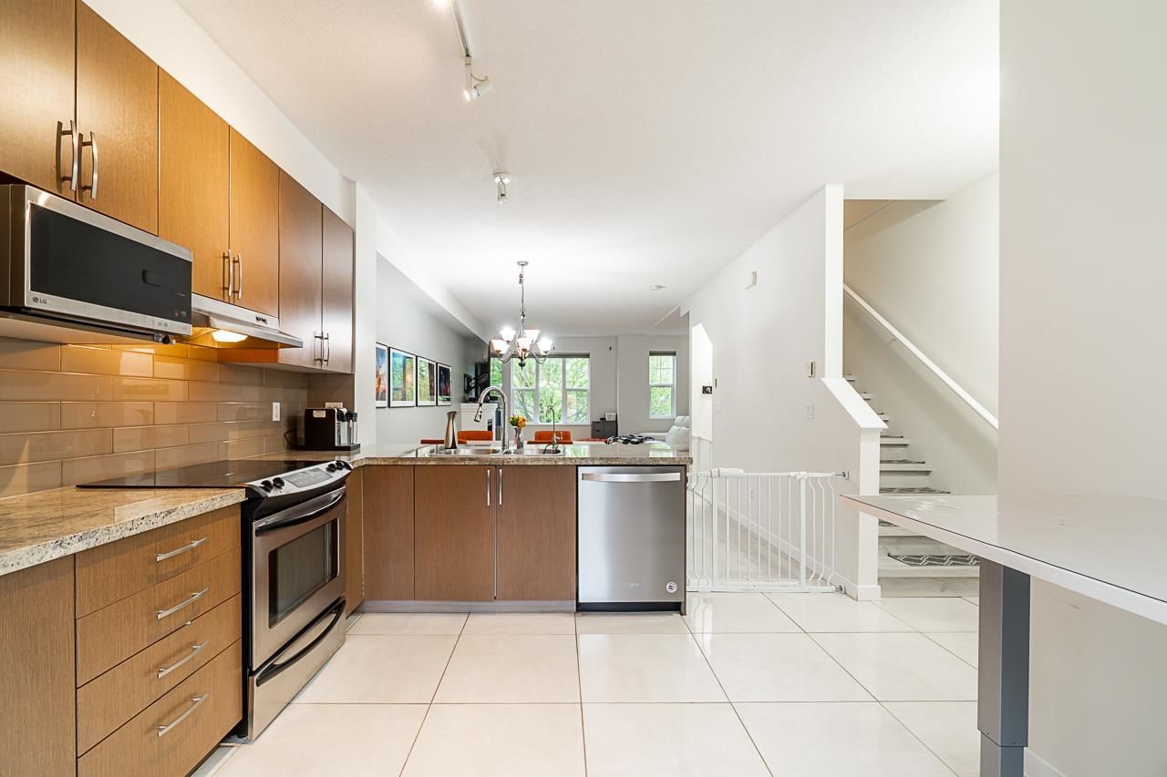 Listing Image 9