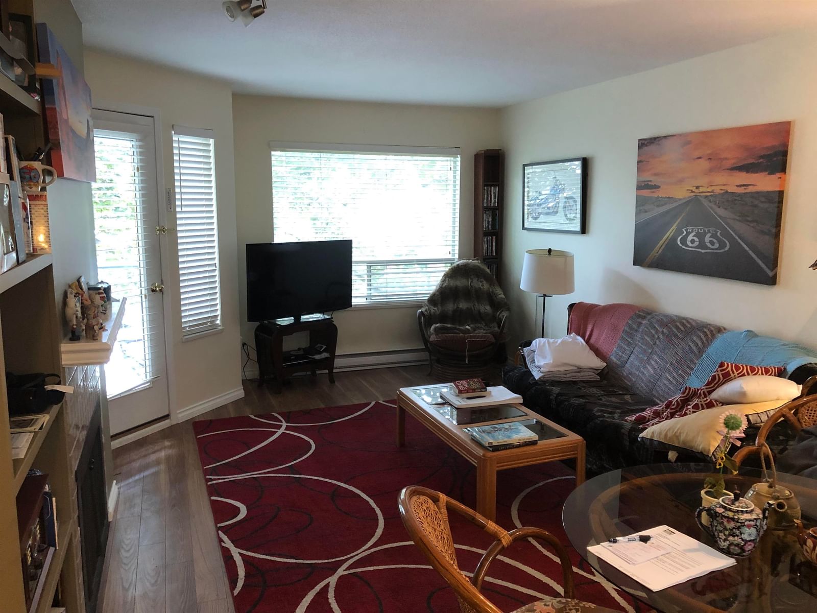 Listing Image 3