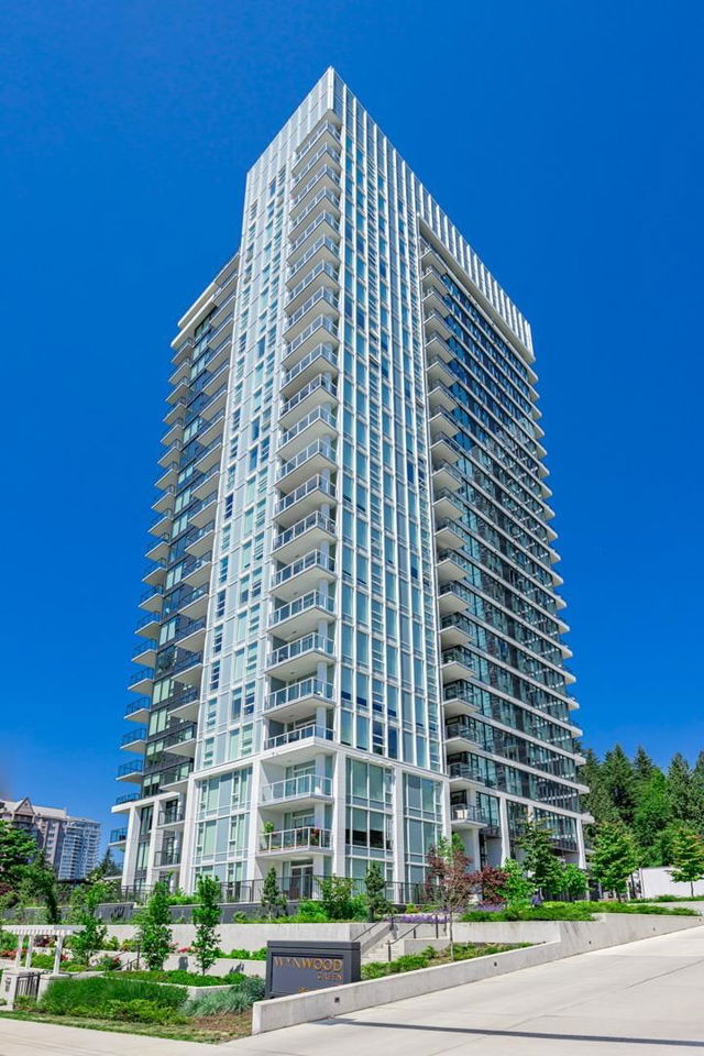1203 - 585 Austin Avenue