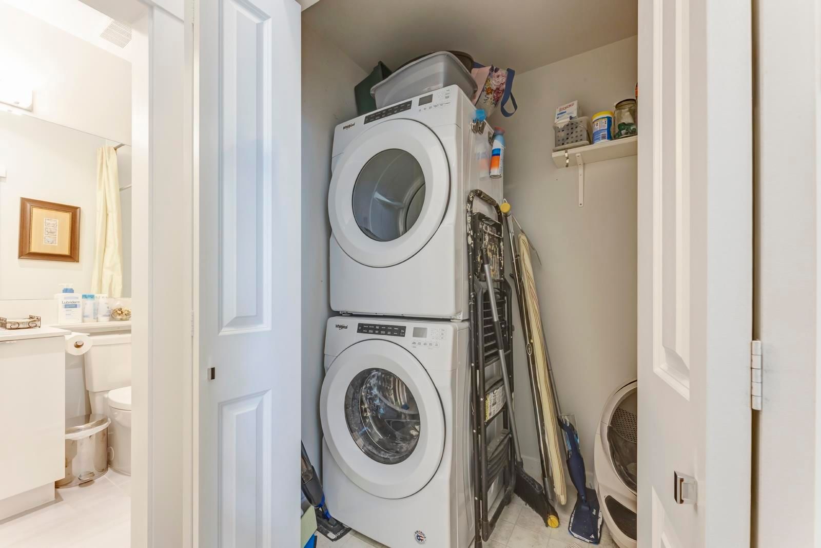 Listing Image 16