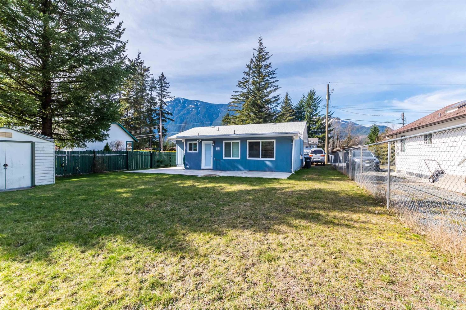 Listing Image 6