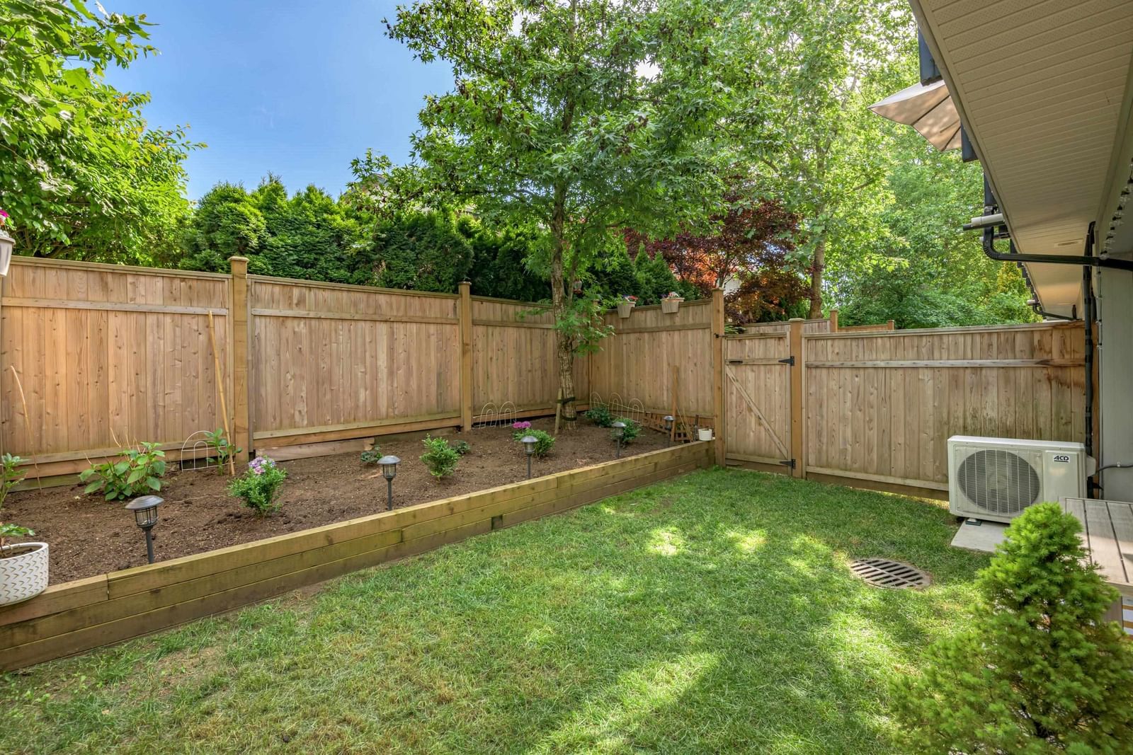 Listing Image 33