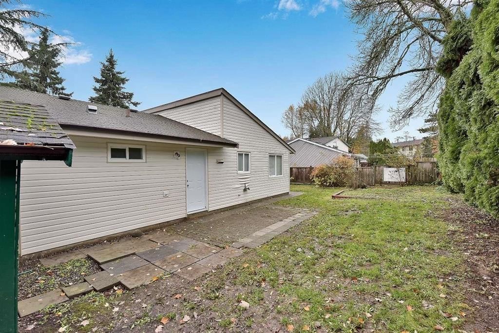 Listing Image 13