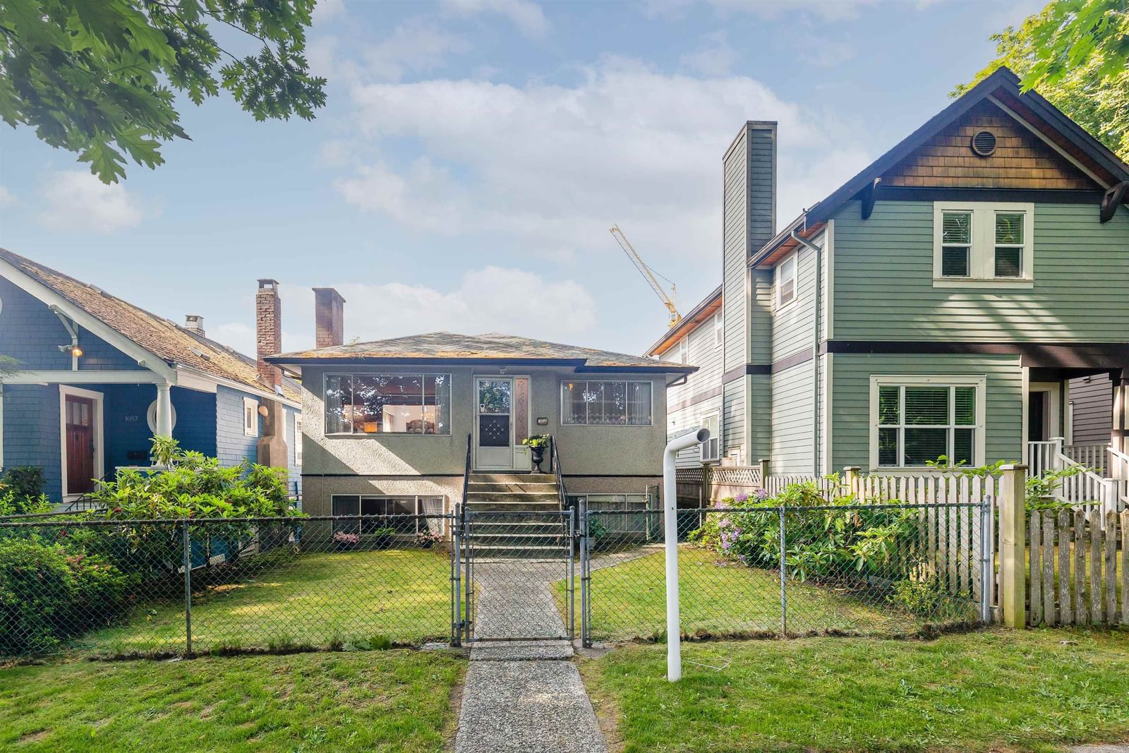Listing Image 10
