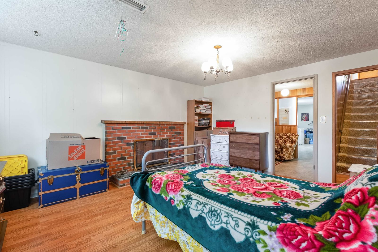 Listing Image 25