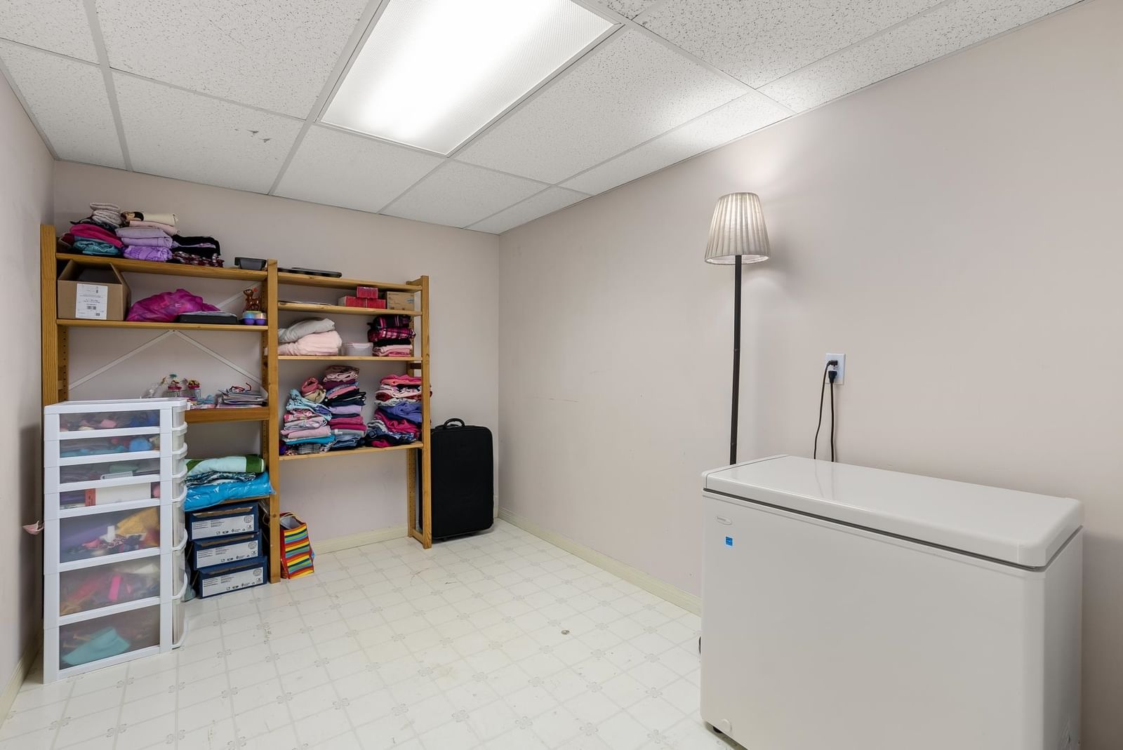 Listing Image 33