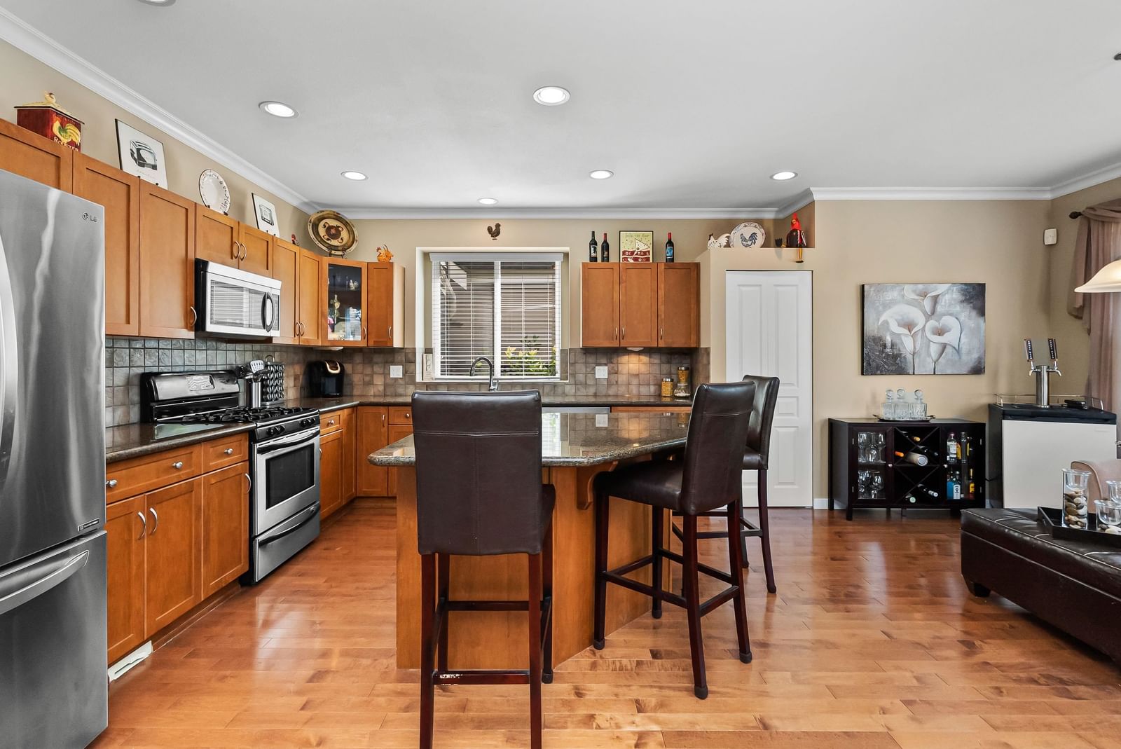 Listing Image 13