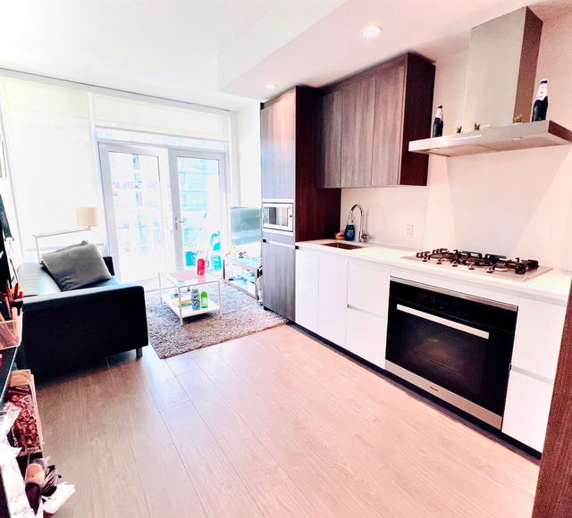 1107 - 8133 Cook Road