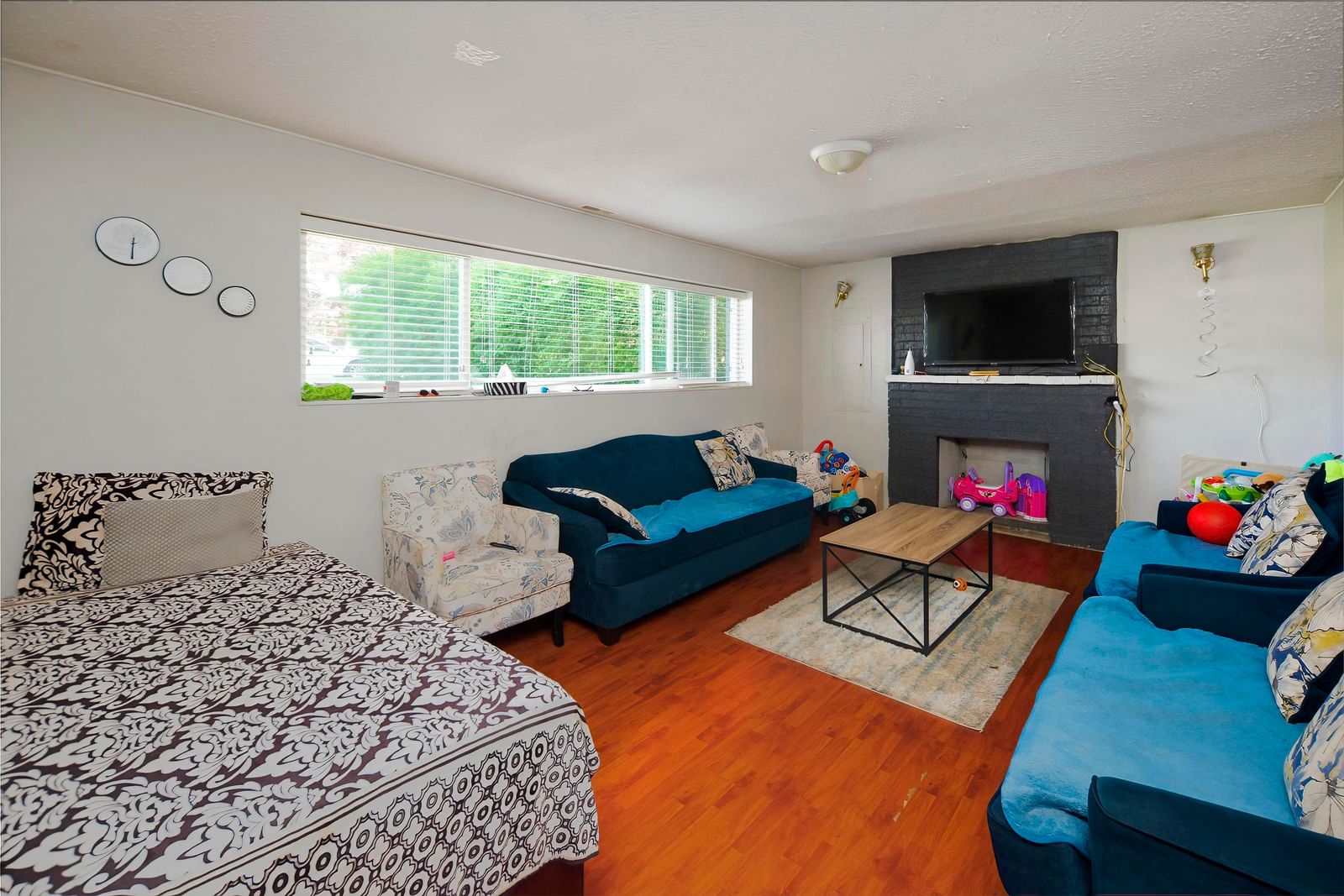 Listing Image 21