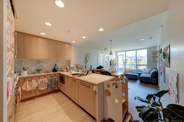 603 - 3533 Ross Drive