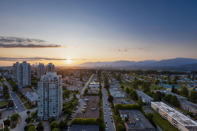 2901 - 7358 Edmonds Street