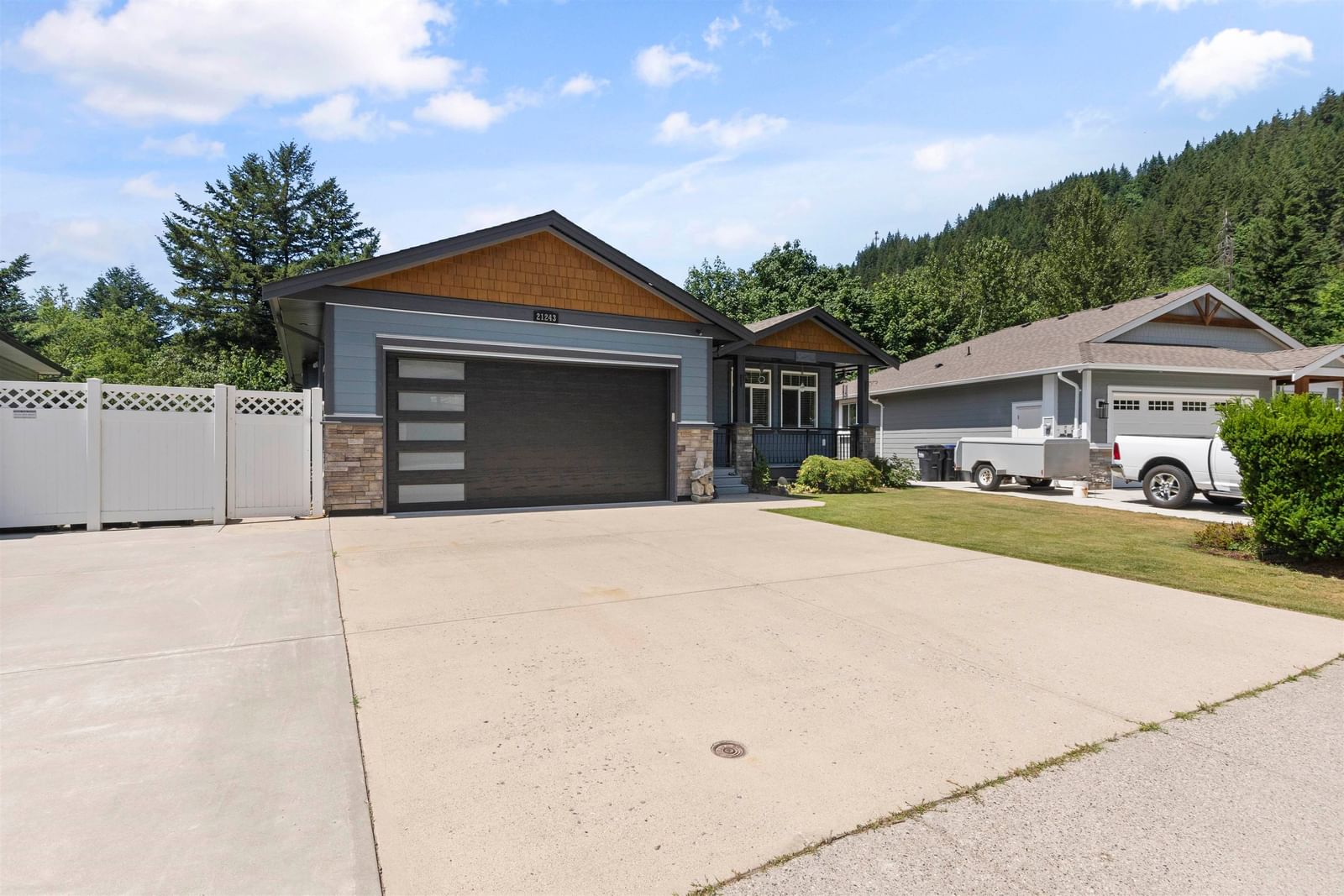 Listing Image 32