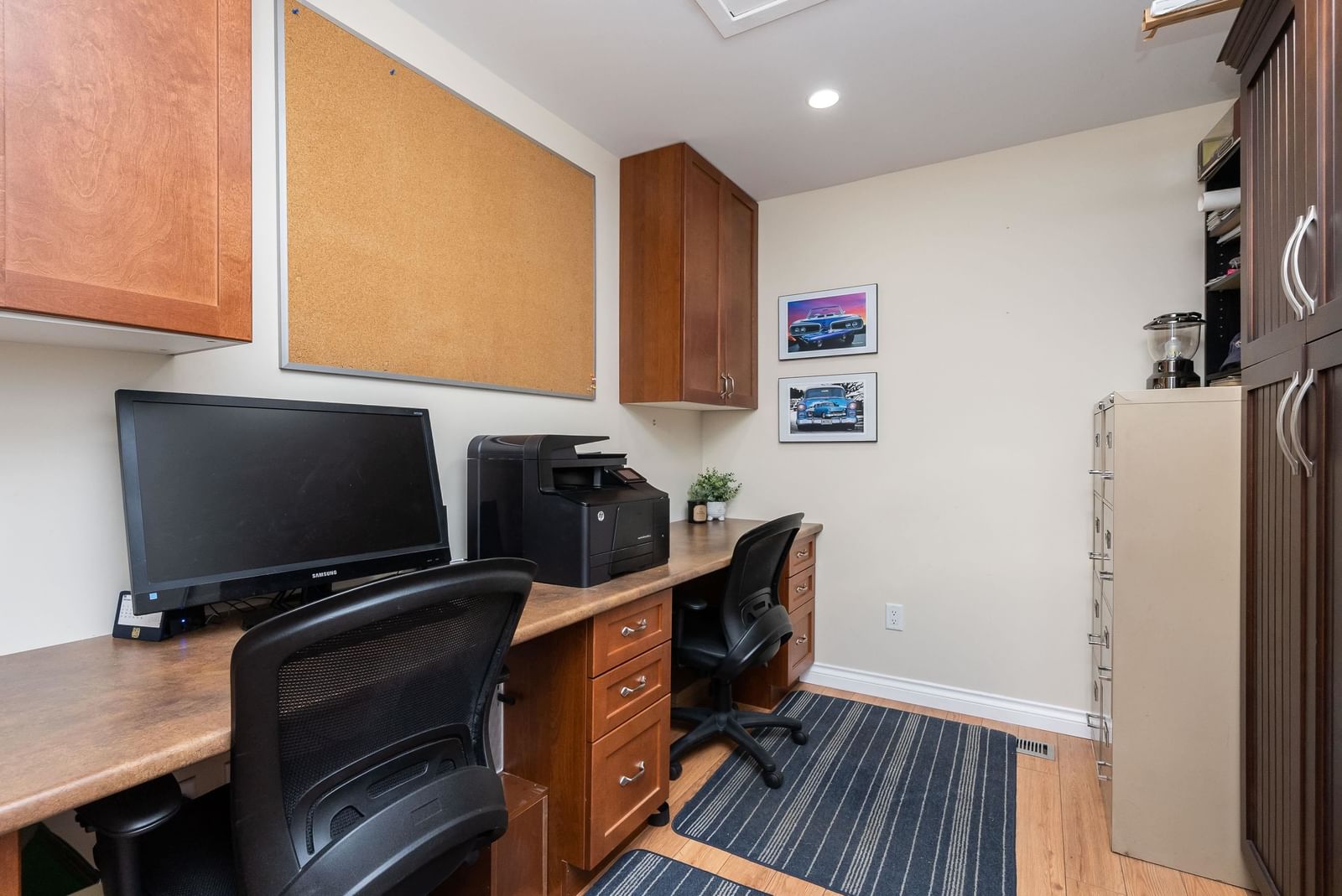 Listing Image 12