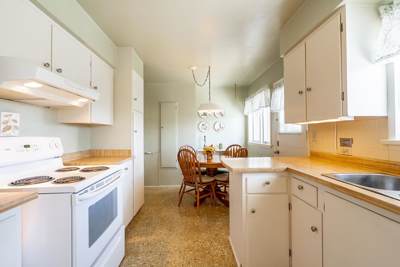 Listing Image 13