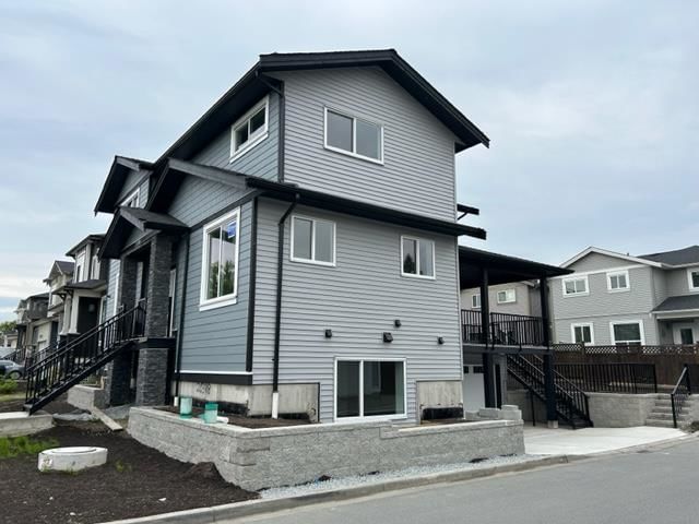 20388 Wicklund Avenue, Maple Ridge, V2X 2Z5 | Image 3