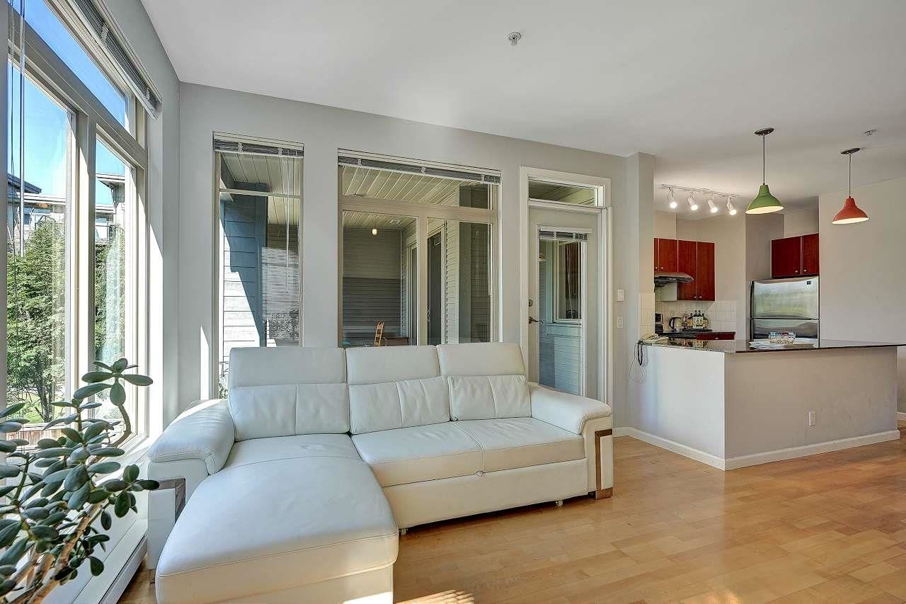 Listing Image 6