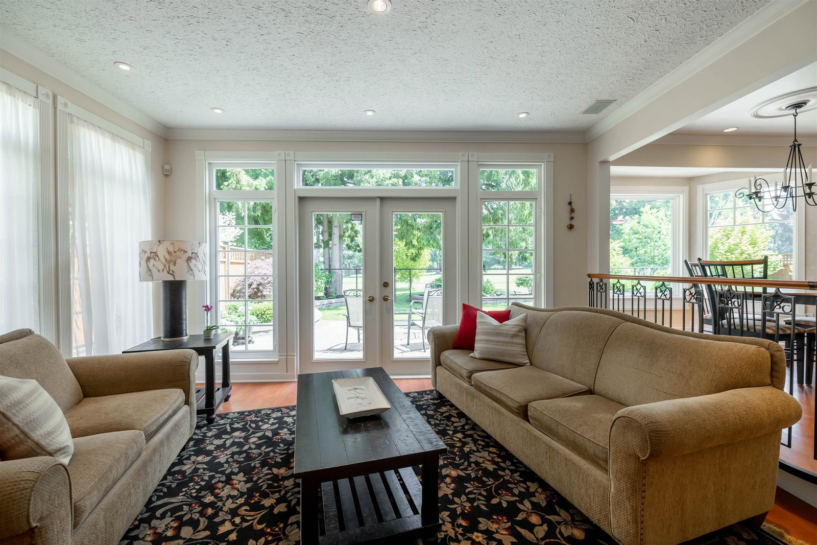 Listing Image 14