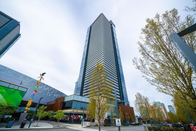 5205 - 4510 Halifax Way