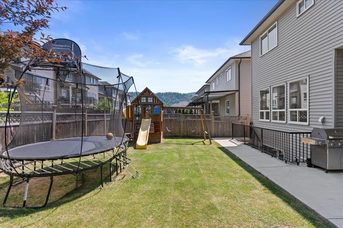 Listing Image 33