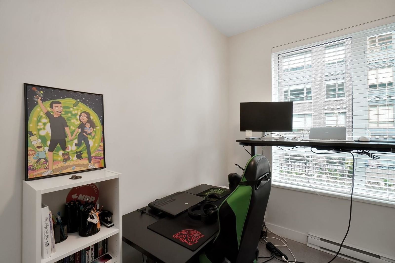 Listing Image 16