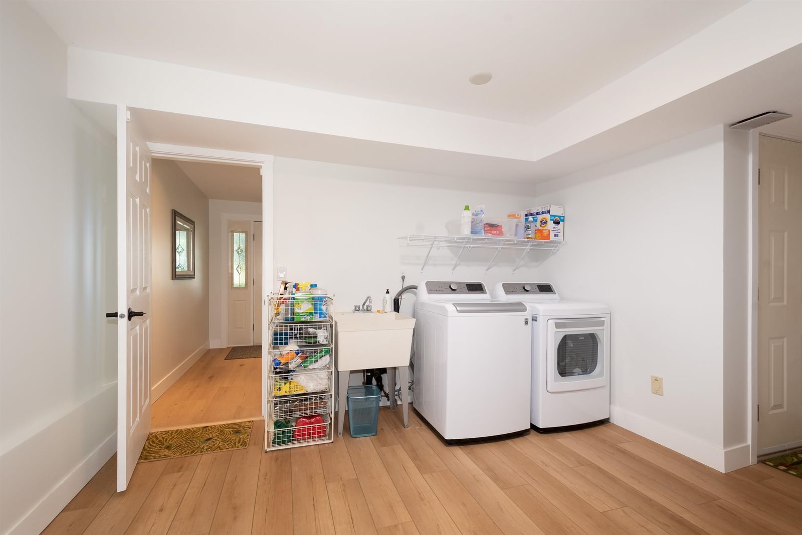Listing Image 17