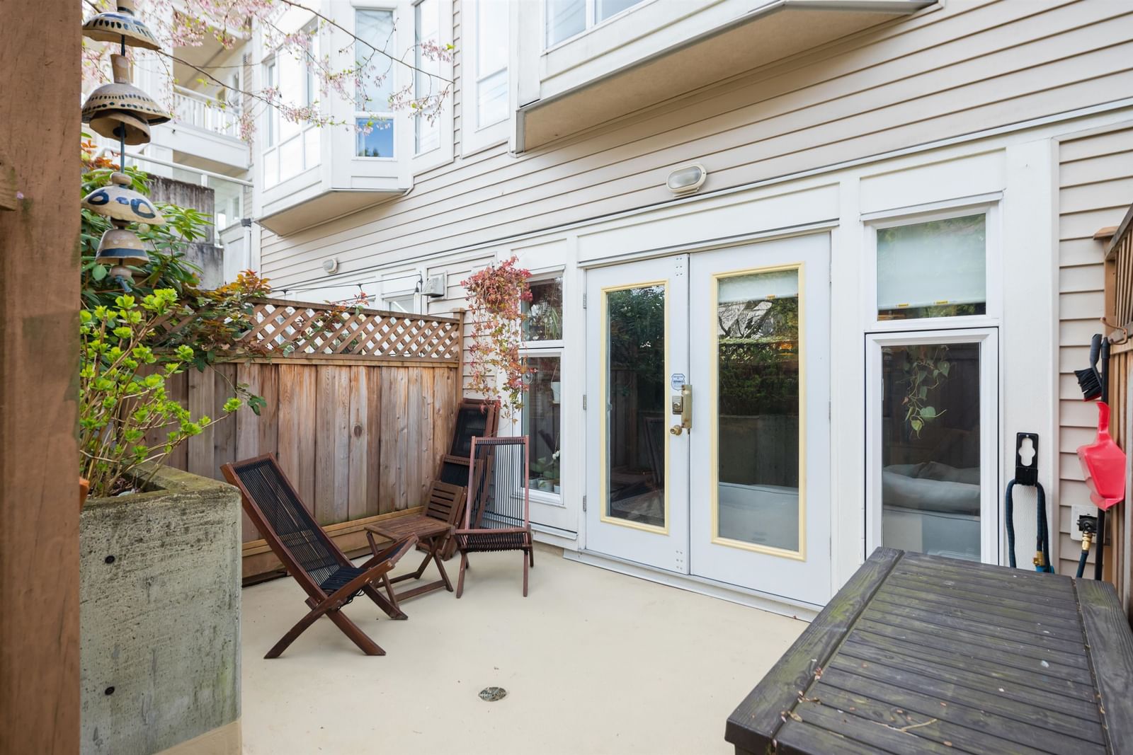 Listing Image 23