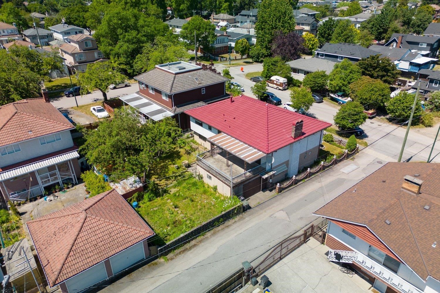 Listing photo 4