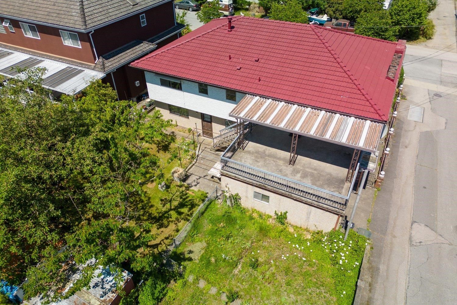 Listing Image 6