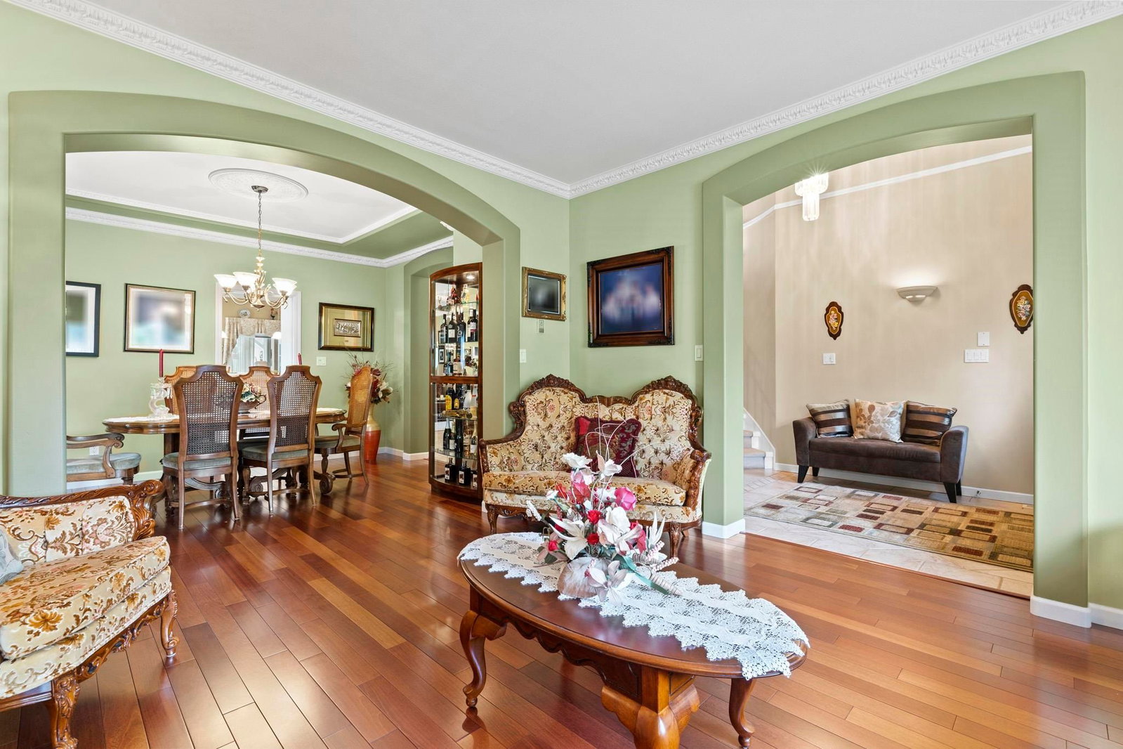Listing Image 9