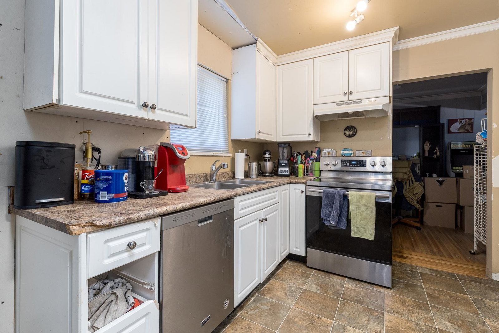 Listing Image 18