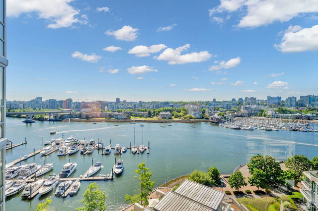 1503 - 1228 Marinaside Crescent