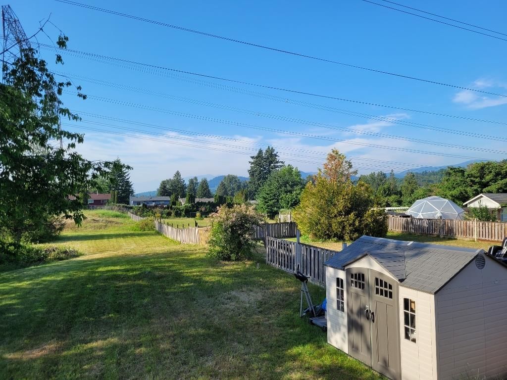 Listing Image 6