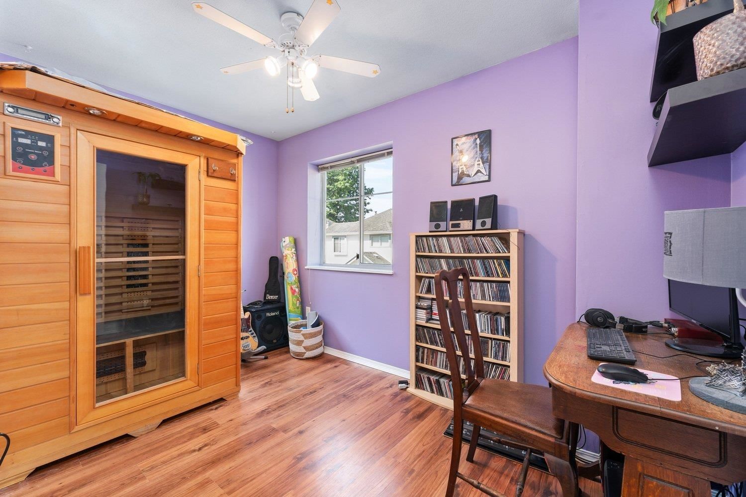 Listing Image 19