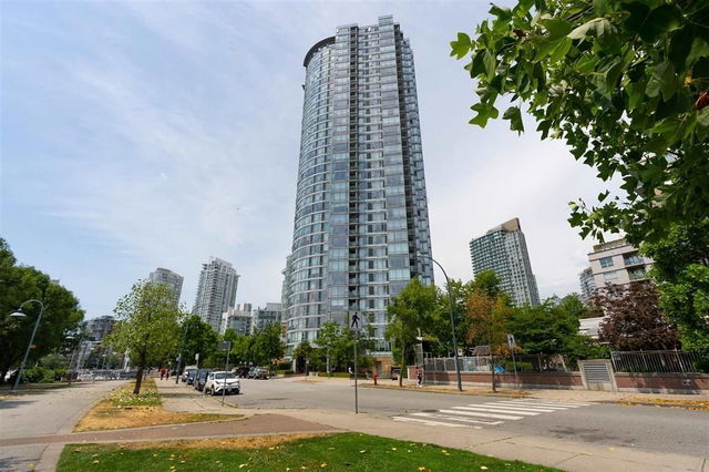 705 - 1033 Marinaside Crescent