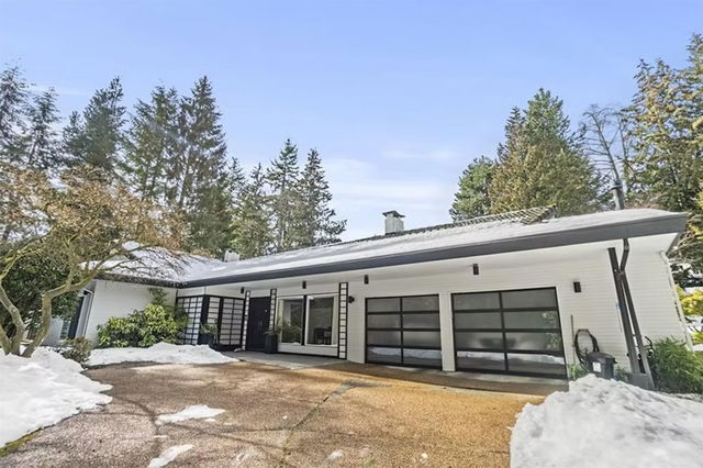 437 Southborough Drive