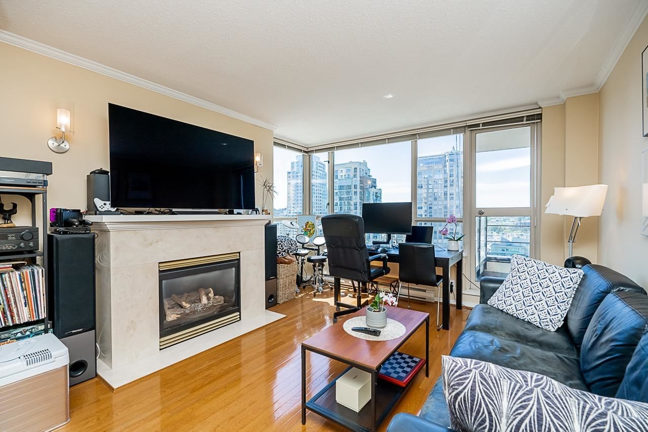Listing Image 10