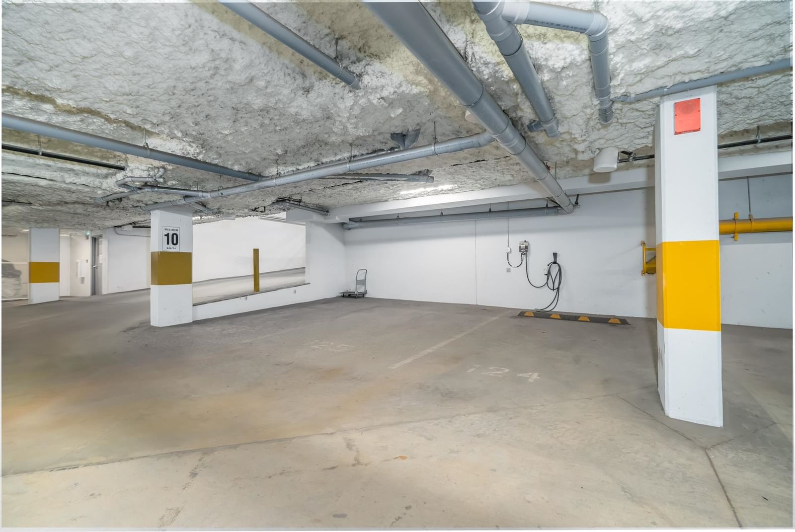 Listing Image 35