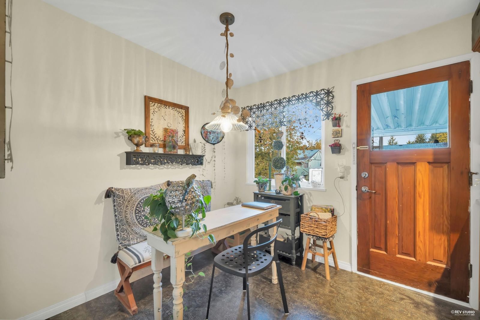 Listing Image 14