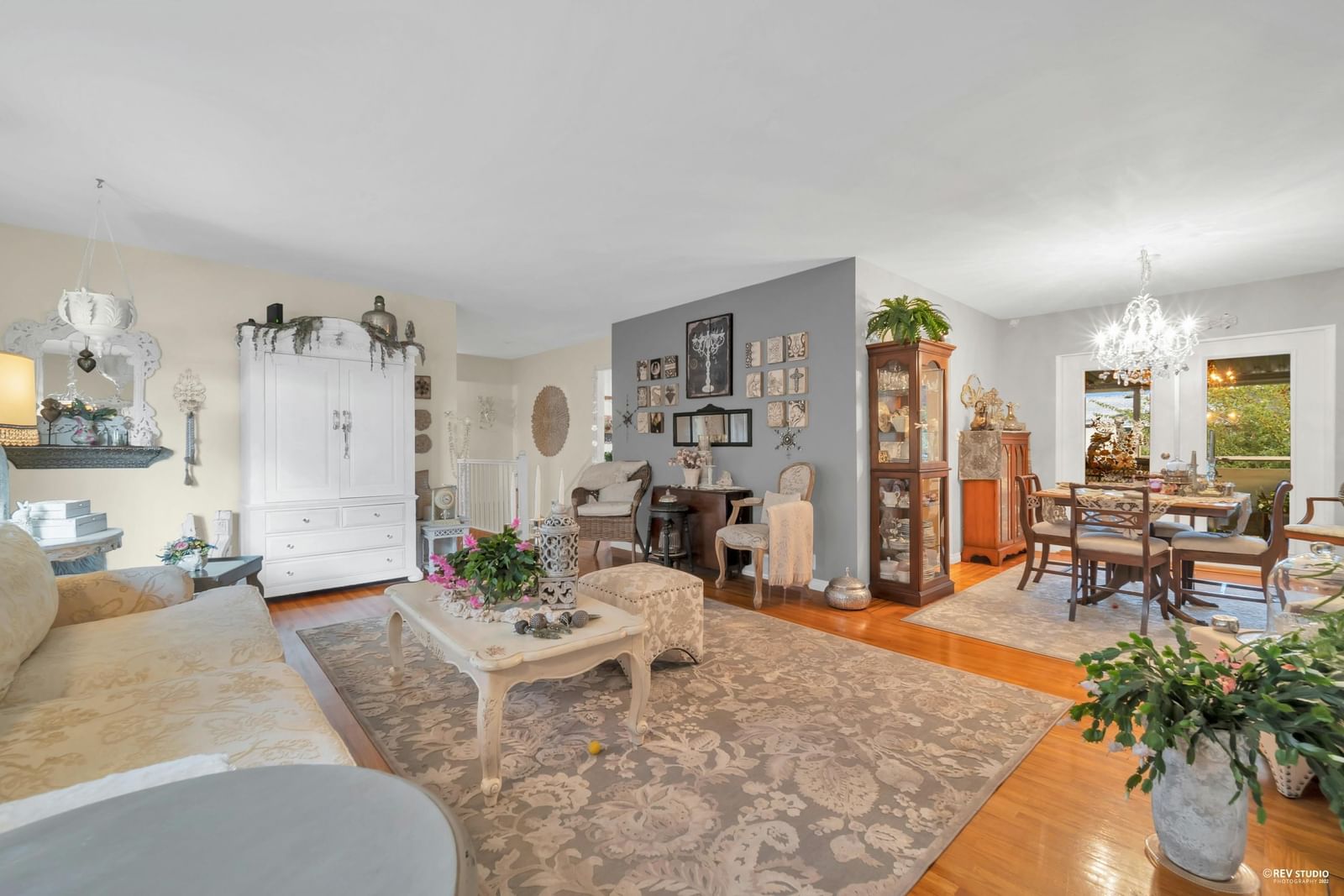 Listing Image 9