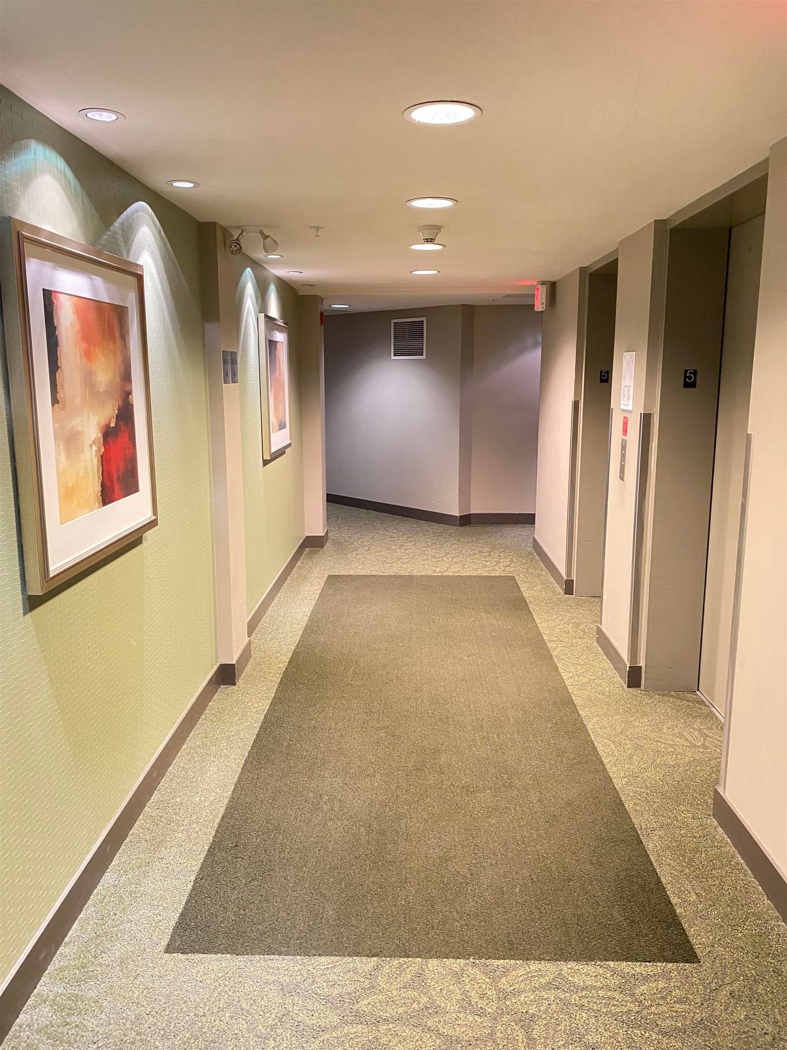 Listing Image 9