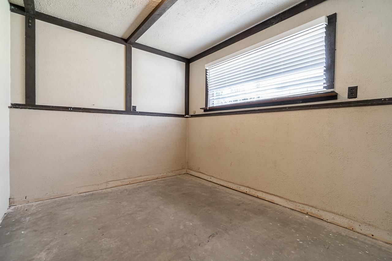 Listing Image 30