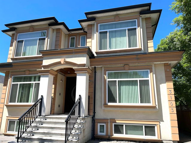 3105 Nanaimo Street